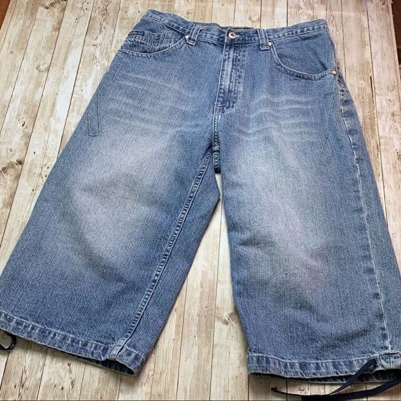 South Pole denim shorts light wash long legs with ties EUC 34 - Picture 2 of 7